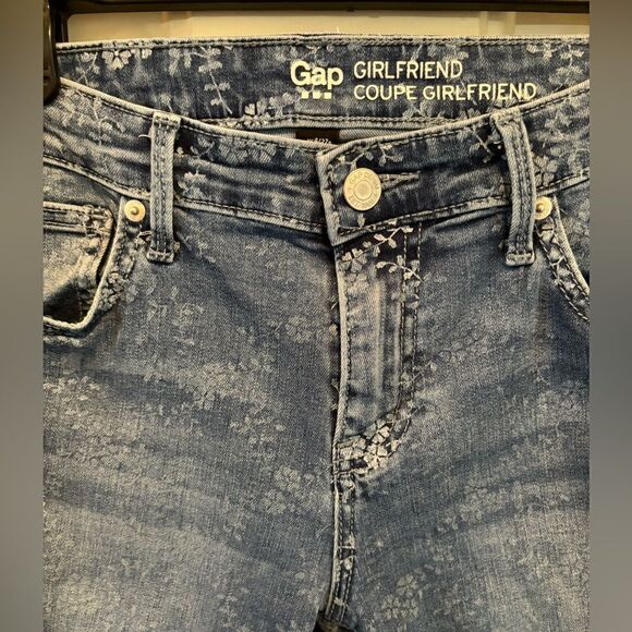 Gap Girlfriend Coupe Jeans with White Floral Print size 4 - Picture 5 of 7